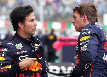 Checo Pérez cree que sería un "golpe duro" para Red Bull si dejan irse a Max Verstappen a otra escudería