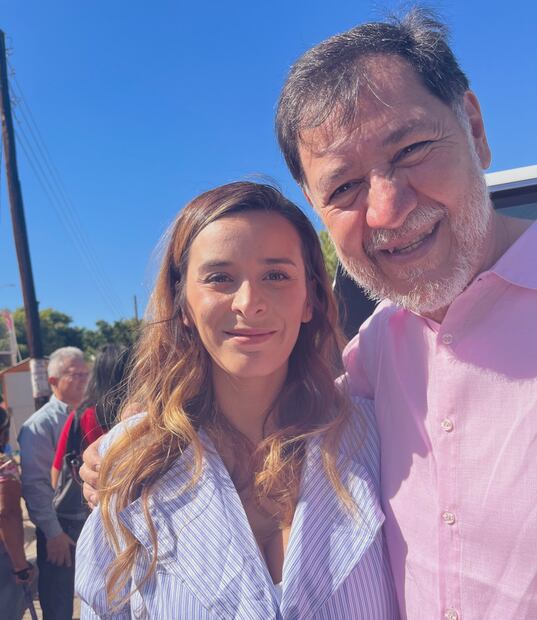 Arlene Maciel, junto a Gerardo Fernández Noroña. Foto: @arlenemaciel