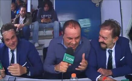 Cuauhtémoc Blanco criticó a los celestes por sus protestas en el penalti sobre Érick Sánchez