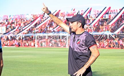Rubens Sambueza es despedido como técnico tras dirigir tres juegos en Argentina