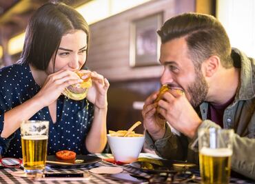 5 razones científicas por las que las parejas suben de peso