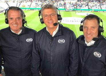 VIDEO: ¿Fue a propósito? Narrador de Fox Sports albureó a los aficionados en plena transmisión