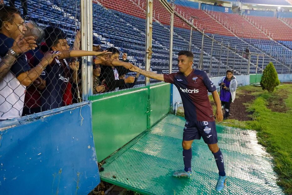Agradeció las palabras y muestras de cariño de la afición. Foto: Imago7.