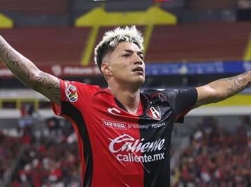 Cuánto cuesta Raymundo Fulgencio, extremo izquierdo de Atlas en 2024