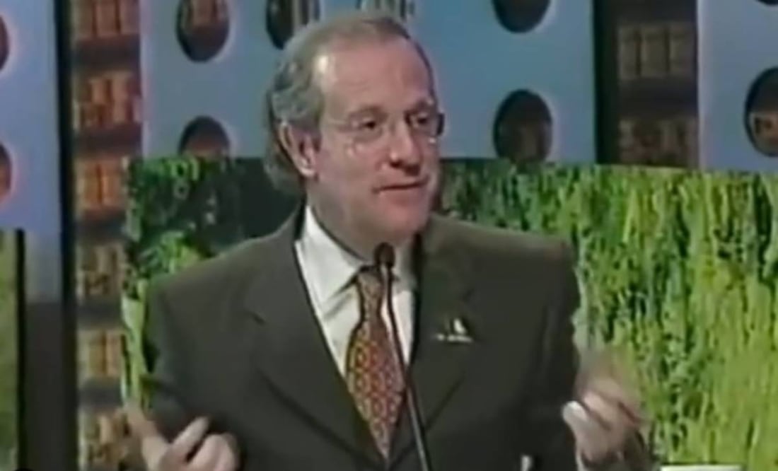 José Ramón Fernández estuvo al frente del área de deportes de TV Azteca durante 30 años. Foto: Especial