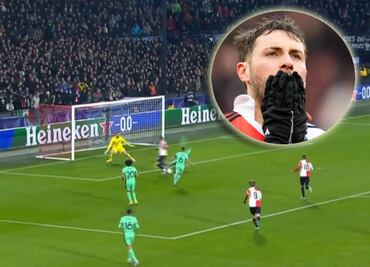 VIDEO: Santiago Giménez falló una jugada clara de gol ante el Atlético de Madrid