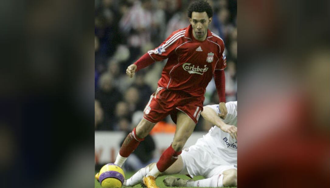 10 futbolistas que han tenido graves roces con la ley