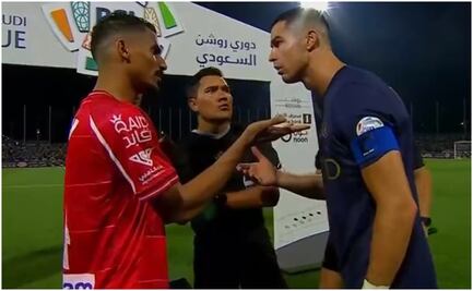 'Mexican power' dirigiendo a Cristiano Ronaldo... así luce Fernando Guerrero en Arabia