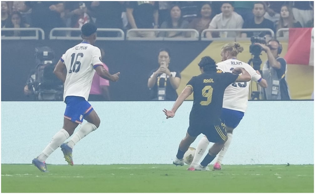 Gol de Raúl Jiménez contra Estados Unidos Foto: Imago7