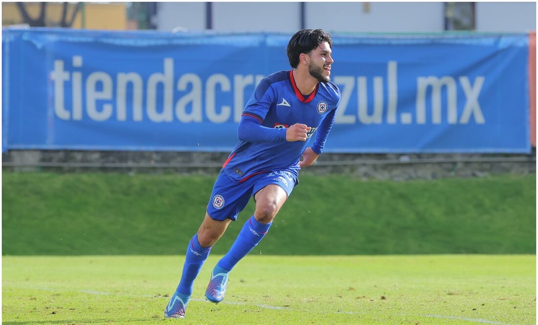 Louis Estrada Derbez, jugador de Cruz Azul - Foto: Imago7