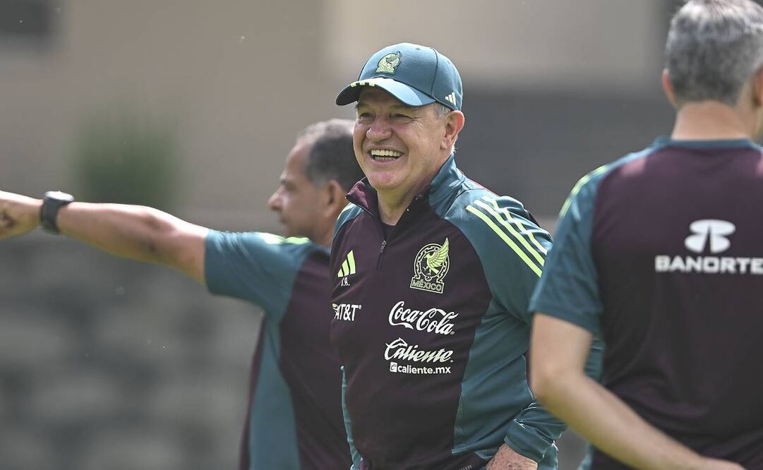 Con gran entusiasmo Javier Aguirre prepara su primer partido de cara al Mundial 2026. Foto: Imago7.