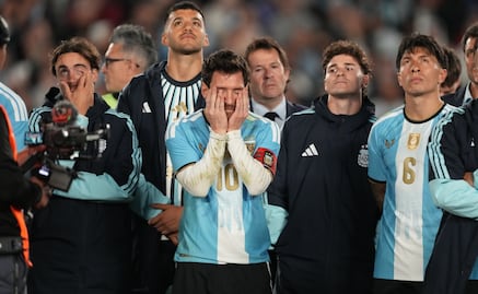 Lionel Messi se despide entre lágrimas y abucheos en su último partido con Argentina.