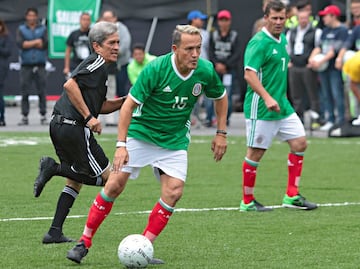 Matador Hernández recordó la vez que Manuel Lapuente lo corrió de la Selección Mexicana