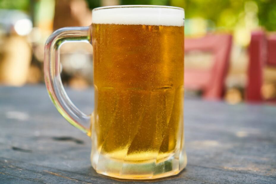 Empresa paga 20 mil dólares por ¡beber cerveza!
