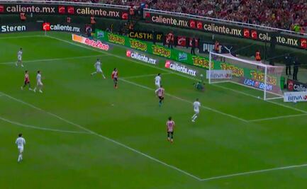 Cade Cowell aprovechó un gran pase de Yael Padilla para empatar el Chivas vs Necaxa