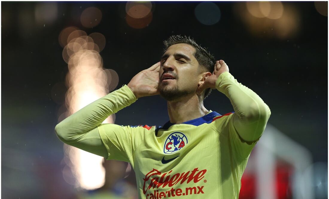 Diego Valdés con América festejando su gol contra Chivas / FOTO: Imago7