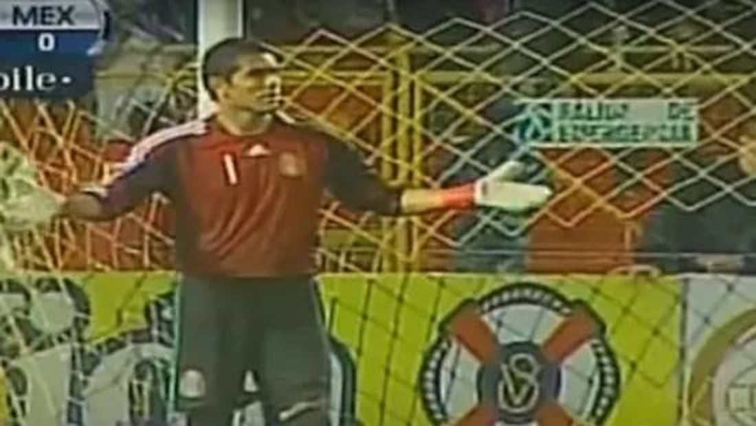 Oswaldo Sánchez sabía que más goles en contra de Honduras podían eliminar a México del Mundial de Sudáfrica 2010. Foto: Especial