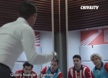 VIDEO: ¡Intenso dentro y fuera de la cancha! Fernando Gago motiva de esta manera a los jugadores de Chivas