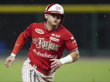 'Chuyito' Fabela. jardinero de Diablos Rojos y Tomateros, fue detenido por presunto abuso