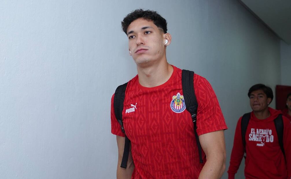 Chiquete Orozco está muy cerca de dejar a Chivas para convertirse en jugador de Cruz Azul. Foto: Imago7