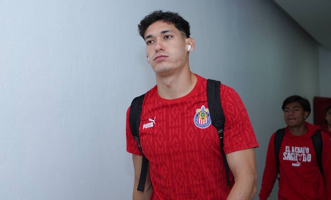 Chiquete Orozco está muy cerca de dejar a Chivas para convertirse en jugador de Cruz Azul. Foto: Imago7