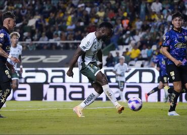 América se pone abajo en el marcador tras el primer tiempo del partido ante León, de la Jornada 11