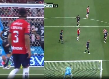 Nene Beltrán y Piojo Alvarado reventaron el poste dos veces en el empate parcial ante Querétaro