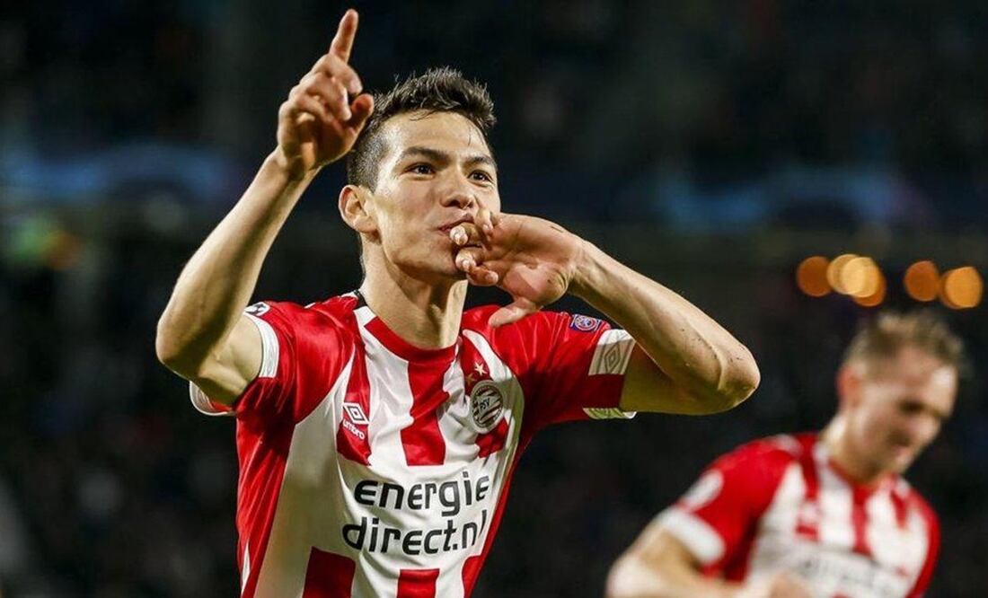 Hirving 'Chucky' Lozano festejando un gol con el PSV / FOTO: AFP