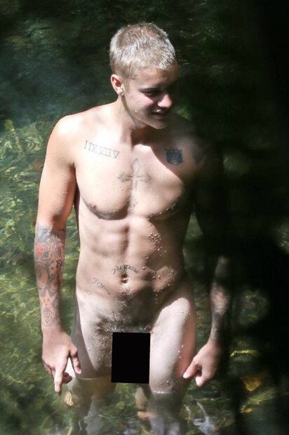 Los 10 desnudos más sensuales de los famosos en 2016