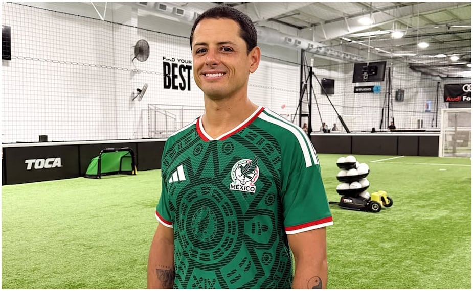 Chicharito volvió a ponerse la camiseta de México Foto: @Ch14_