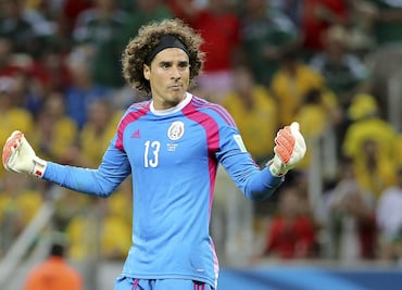Las mejores actuaciones de Guillermo Ochoa en la Copa del Mundo; el guardameta que busca su sexto Mundial en 2026