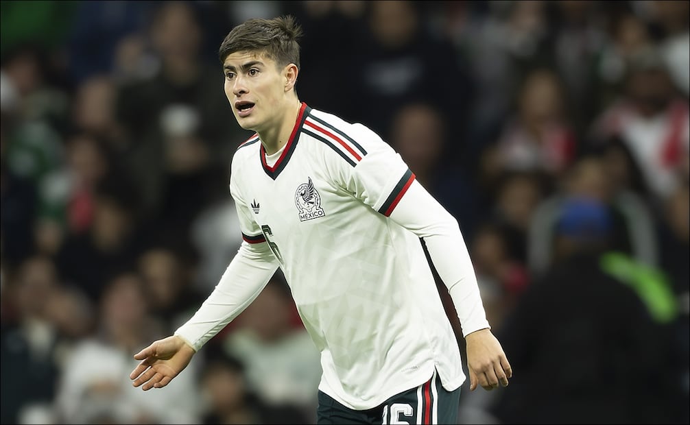 Armando González, jugador de Chivas, durante un partido de la Selección Mexicana. FOTO: Imago7