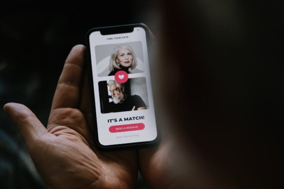 Tinder relanza el Modo Trabajo para hacer 'match' en la oficina
