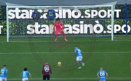 Guillermo Ochoa estuvo a centímetros de ser el héroe del Salernitana en un penalti ante Napoli 