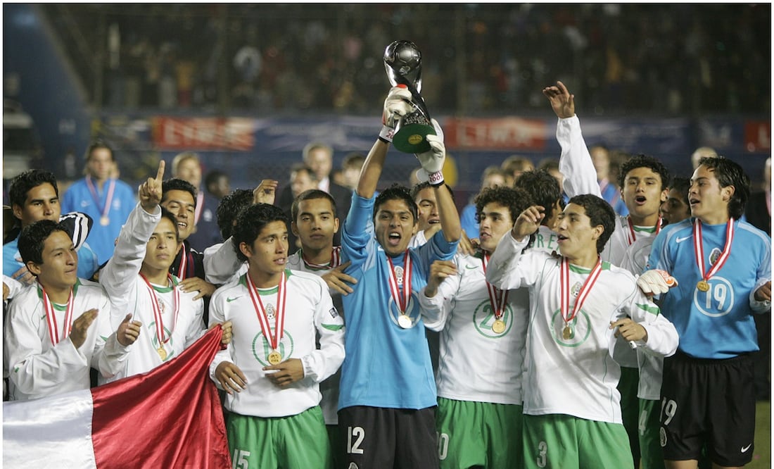 México celebrando campeonato del mundo Sub-17 / FOTO: Archivo AP