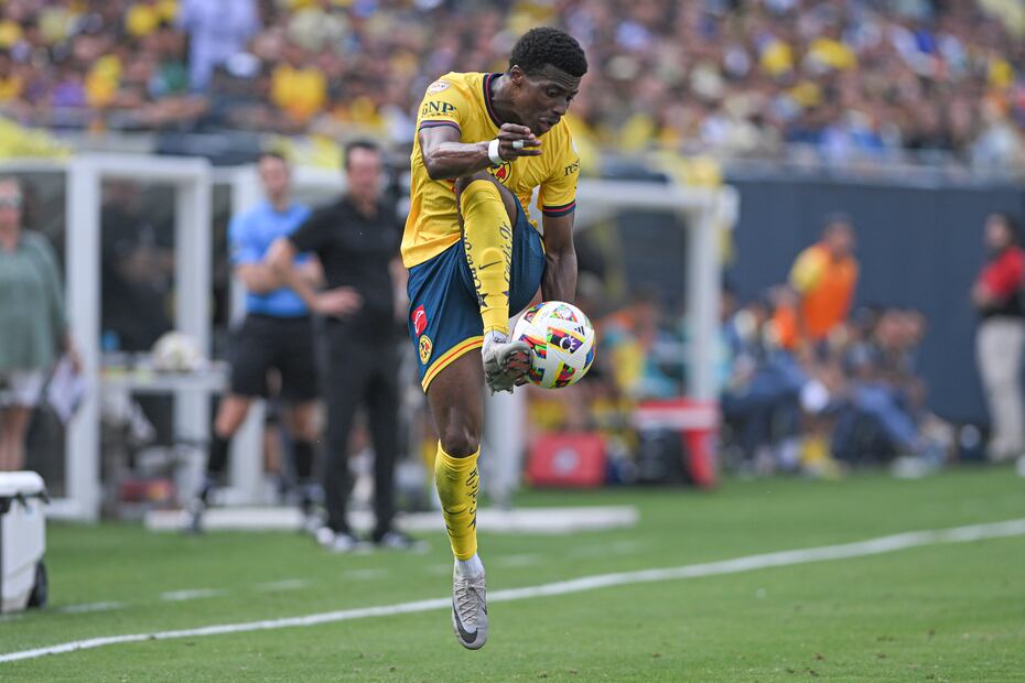 Javairo Dilrosun  todavía aspira a ser llamado con Países Bajos. Foto: Imago7.