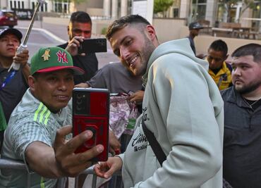 Santiago Giménez es pretendido por un equipo de la MLS