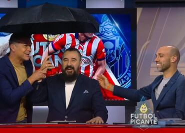 Jared Borgetti decidió humillar a Álvaro Morales y sus compañeros no dudaron en burlarse de él