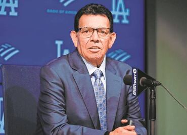 Fernando Valenzuela reaparece ante los medios tras sufrir problemas de salud