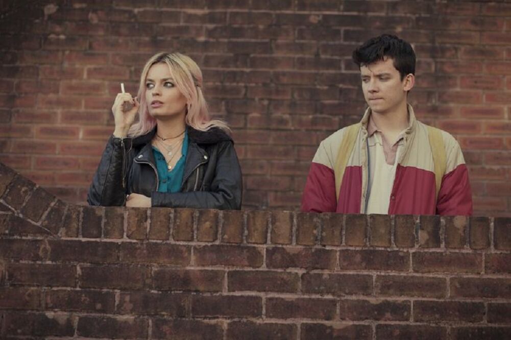 En esta nueva temporada de Sex Education estrenada en enero, Otis se verá envuelto entre su relación con Ola, y lo que siente por Maeve. (Foto: Netflix)