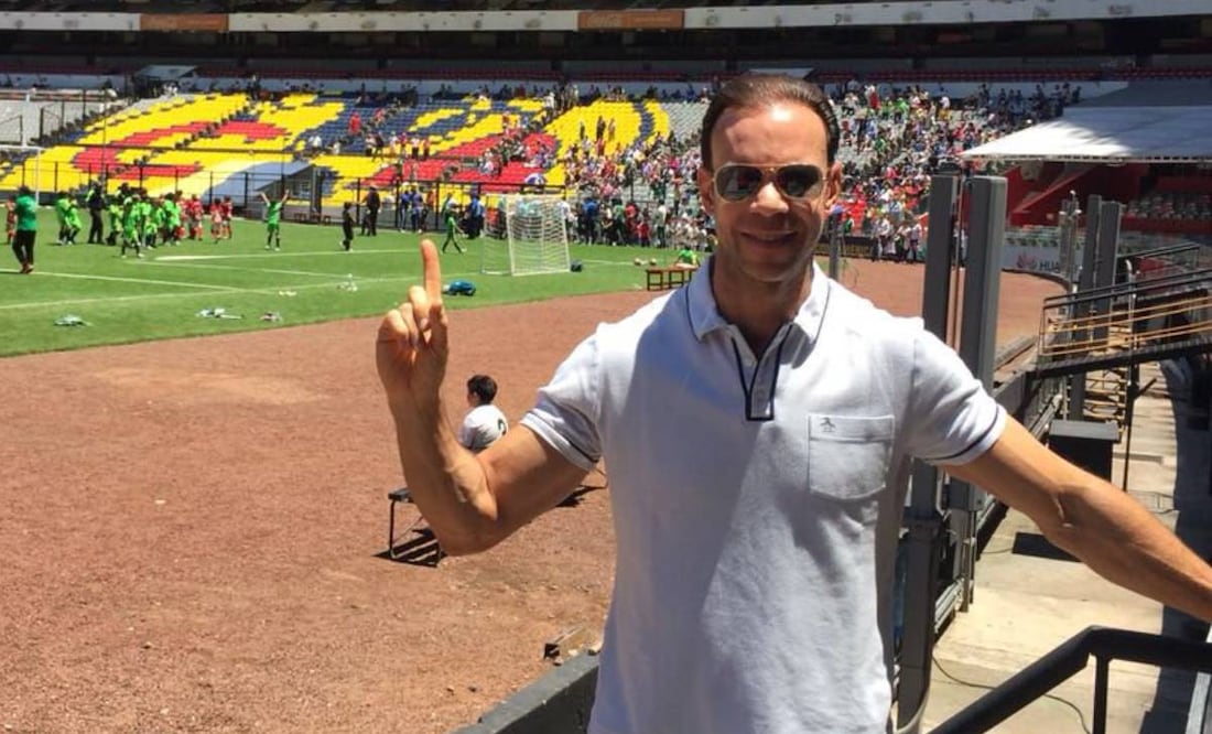 Zague es uno de los analistas más importantes de TV Azteca y de a poco deja atrás su polémica por el video íntimo que le filtraron. Foto: Especial