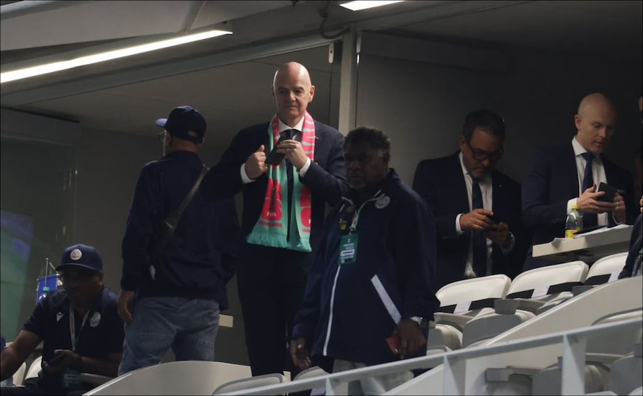 Gianni Infantino asiste al Repechaje Mundialista en Guadalajara y comparte palco con Mikel Arriola y Amaury Vergara / FOTO: CARLOS MEJÍA - EL UNIVERSAL