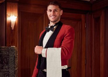 Santiago Giménez cambia de profesión: ¡ahora será mesero en el Feyenoord!