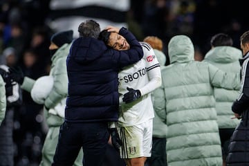 Raúl Jiménez revela de dónde tomó inspiración para su festejo en la victoria de Fulham; celebra al estilo del FIFA