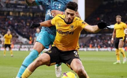 Raúl Alonso Jiménez es recordado con cariño por parte de la afición de los Wolves
