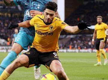 Raúl Alonso Jiménez es recordado con cariño por parte de la afición de los Wolves