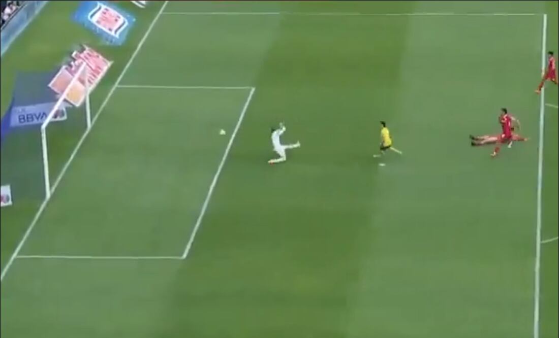 Álvaro Fidalgo definió desde el centro del área tras el pase de Alejandro Zendejas. FOTO: Captura