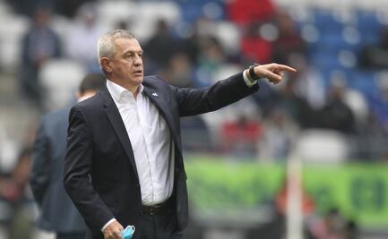 Javier Aguirre pide disculpas por los Mundiales de 2002 y 2010