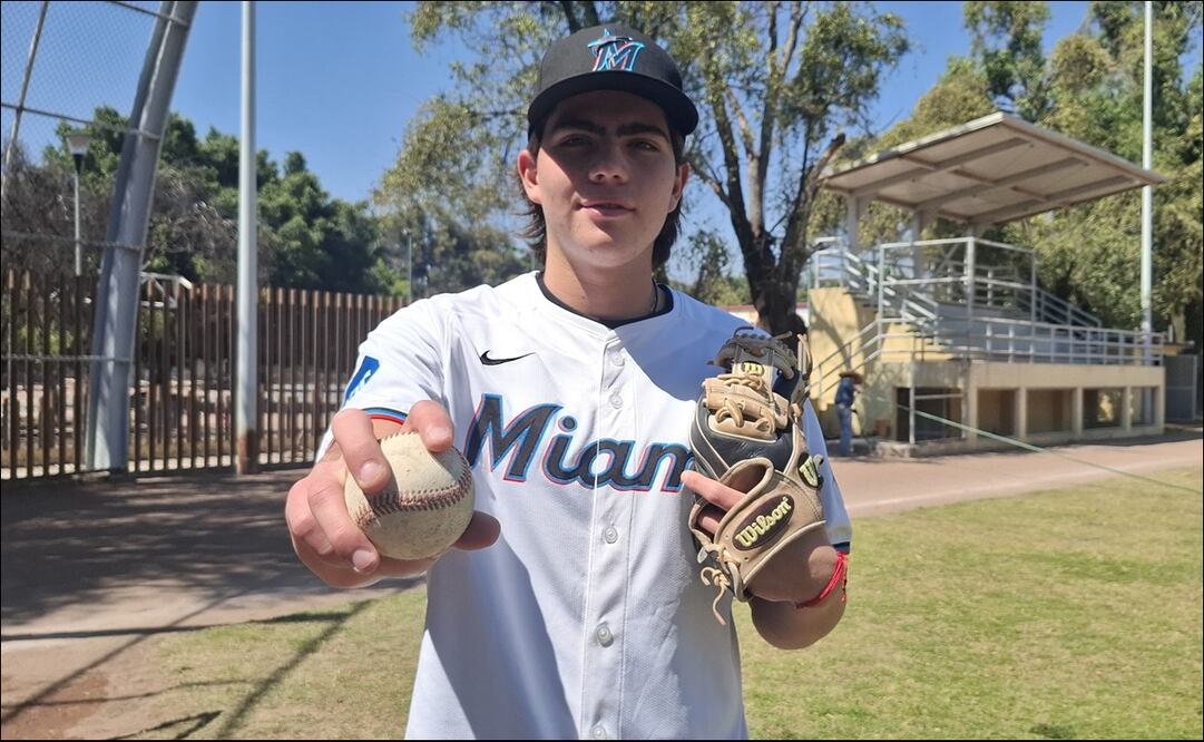 Juan Franco Alva se alista para iniciar su aventura como prospecto de los Marlins de Miami. FOTO: Agustín Elías | EL UNIVERSAL