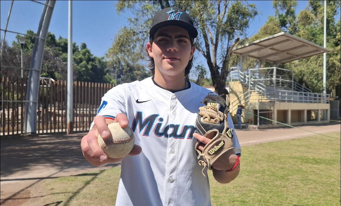 Juan Franco Alva se alista para iniciar su aventura como prospecto de los Marlins de Miami. FOTO: Agustín Elías | EL UNIVERSAL